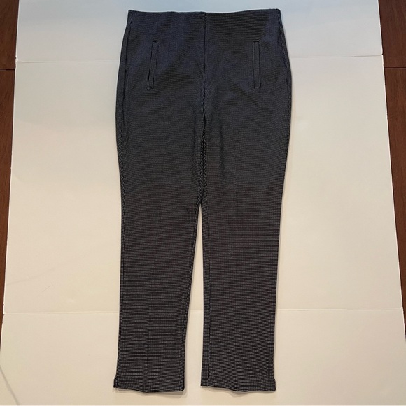 Chico’s Petite Black White Pull On Straight Leg Stretch Knit Pants Trousers 0.5P - Picture 3 of 14